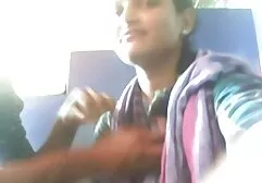 शहर के पार्क में सार्वजनिक समूह ब्लू सेक्सी फिल्म फुल एचडी बकवास